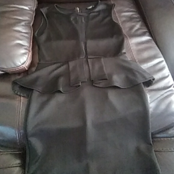 Dresses & Skirts - Zipper peplum dress